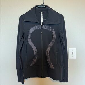 Lululemon Athletica In Stride Black Utility Jacket Size 8
